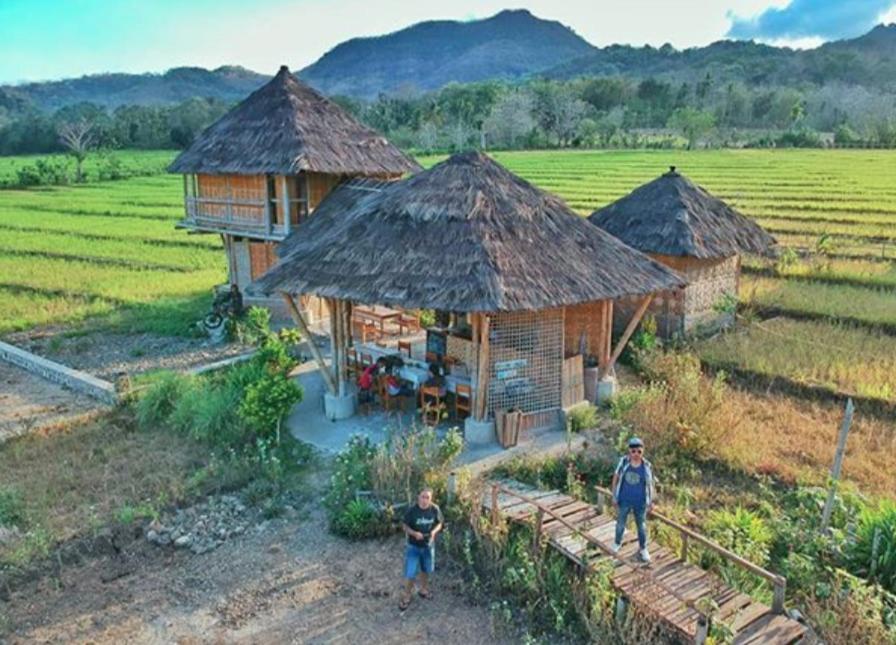 Tado Homestay Limbung Bagian luar foto